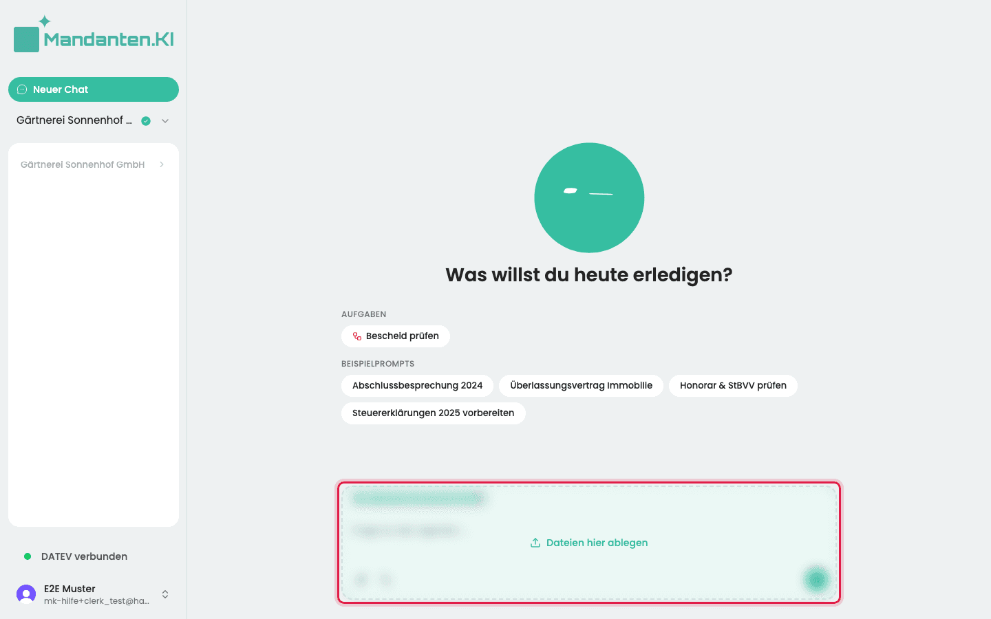 Eingabefeld als Ablegezone mit dem markierten Hinweis „Dateien hier ablegen“