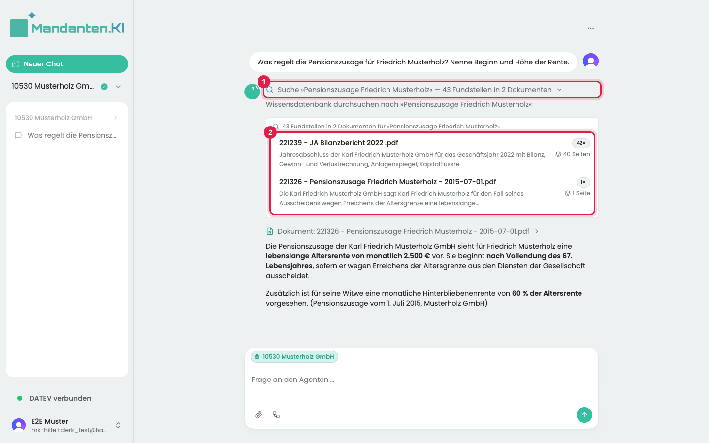 Chat mit der aufgeklappten Suche (1) und den gefundenen Dokumenten darunter (2)